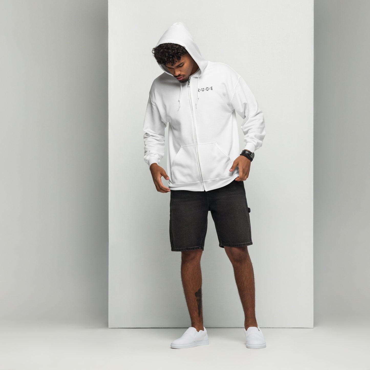 Unisex 271gms blend zip hoodie, (with EMBROIDERED logo detail to front) 50% cotton, 50% polyester, available in 4 colours.