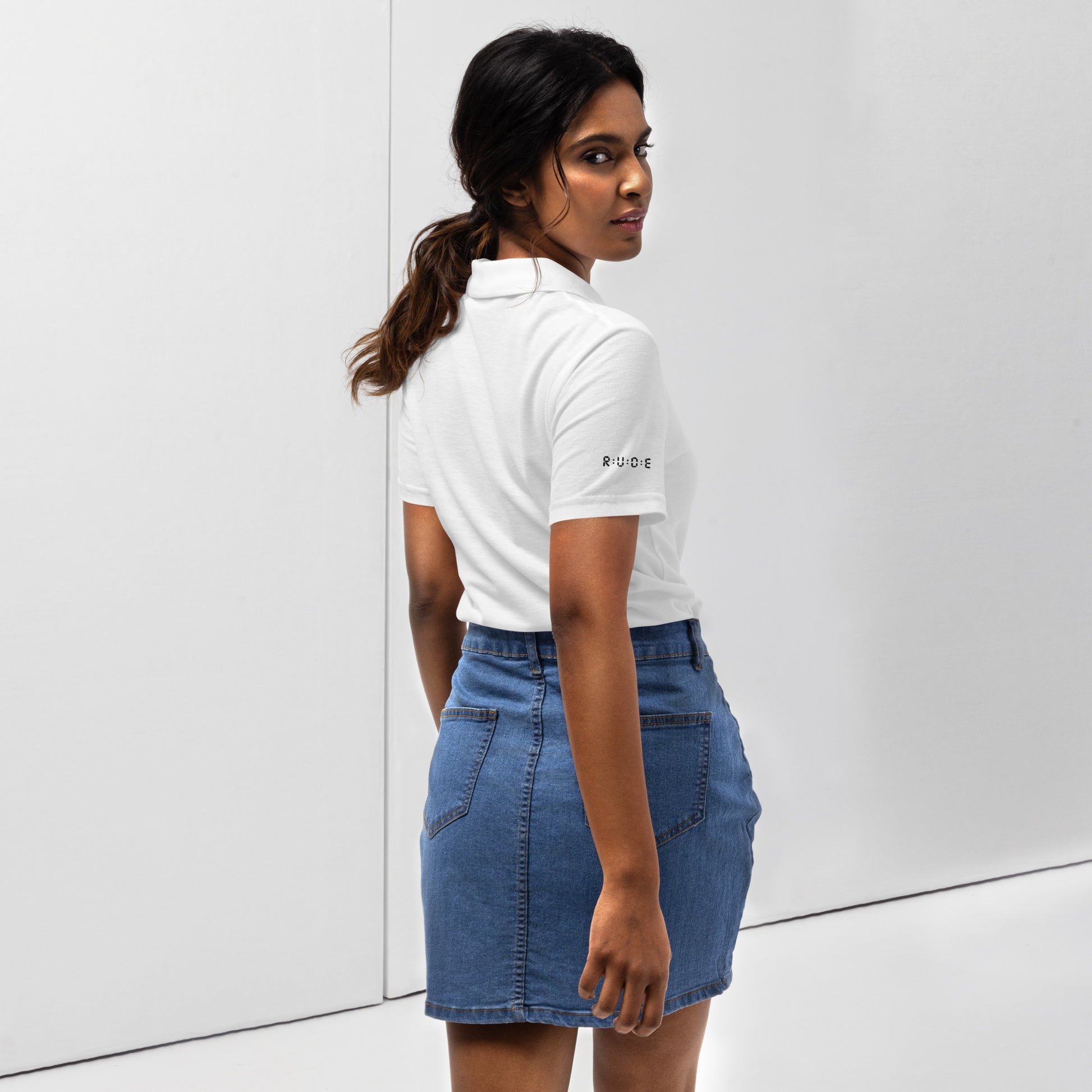 Women's pique polo shirt in white – premium streetwear polo | Rude Attire